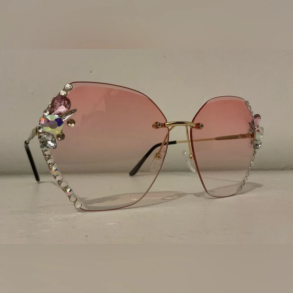 Oversized Rhinestone Bling Sunglasses Square Gradient Pink Lenses Gold Wireless